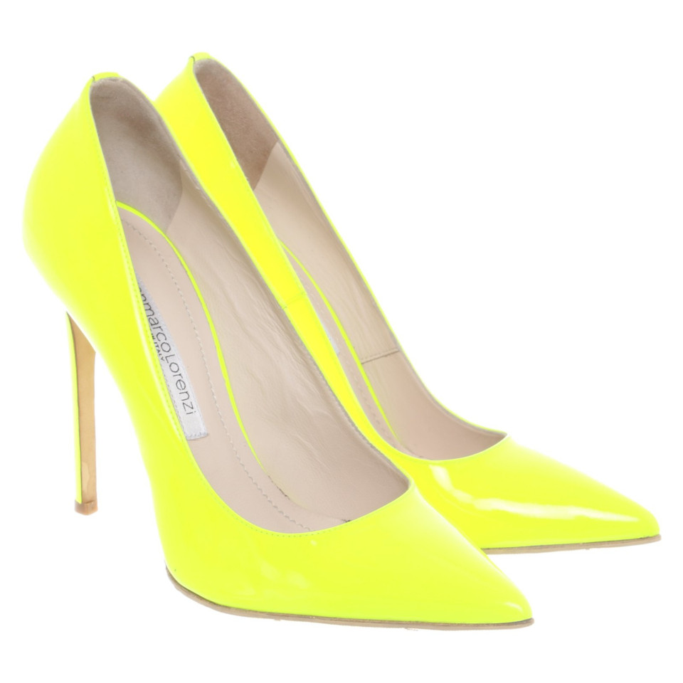 Gianmarco Lorenzi Pumps/Peeptoes en Cuir verni en Jaune