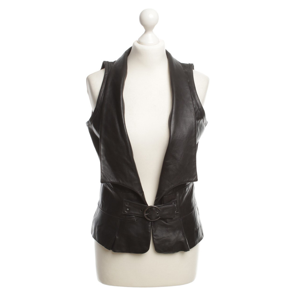 Arma Leather vest in black