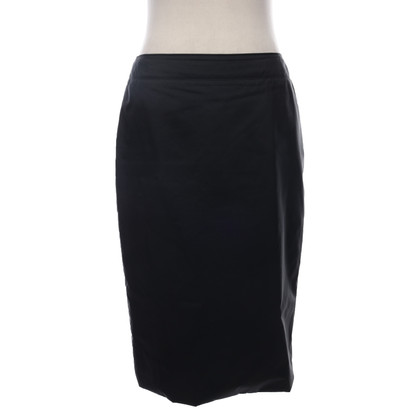 Louis Feraud Skirt in Black