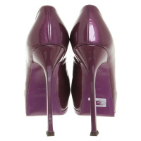 Yves Saint Laurent Pumps/Peeptoes Patent leather in Violet