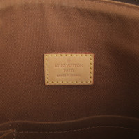 Louis Vuitton Handtasche aus Canvas in Braun