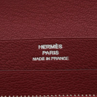 Hermès Täschchen/Portemonnaie aus Leder in Bordeaux
