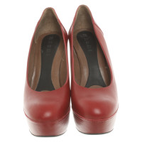 Marni Pumps/Peeptoes Leather in Red