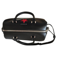 Givenchy "Lucrezia Medium cuir épaule Bag"