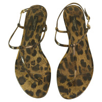 Dolce & Gabbana Lackleder-Sandalen mit Leopardenmuster