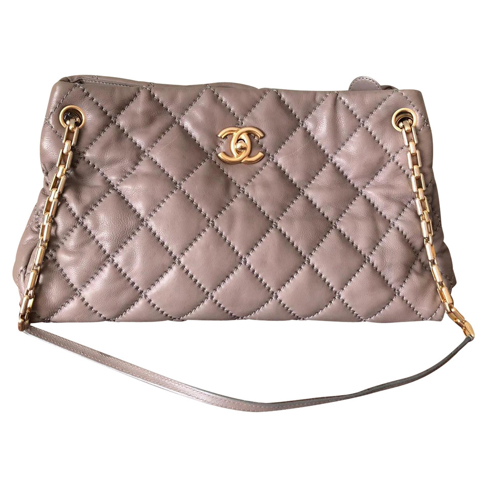 Chanel Handtas Leer in Grijs