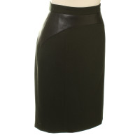 Hugo Boss skirt made of wool and leather