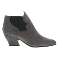 Acne ankle boots in camoscio