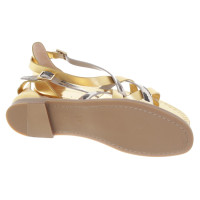 Diane Von Furstenberg Sandals in goud