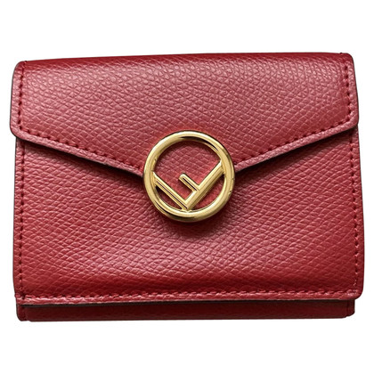 Fendi Täschchen/Portemonnaie aus Leder in Rot