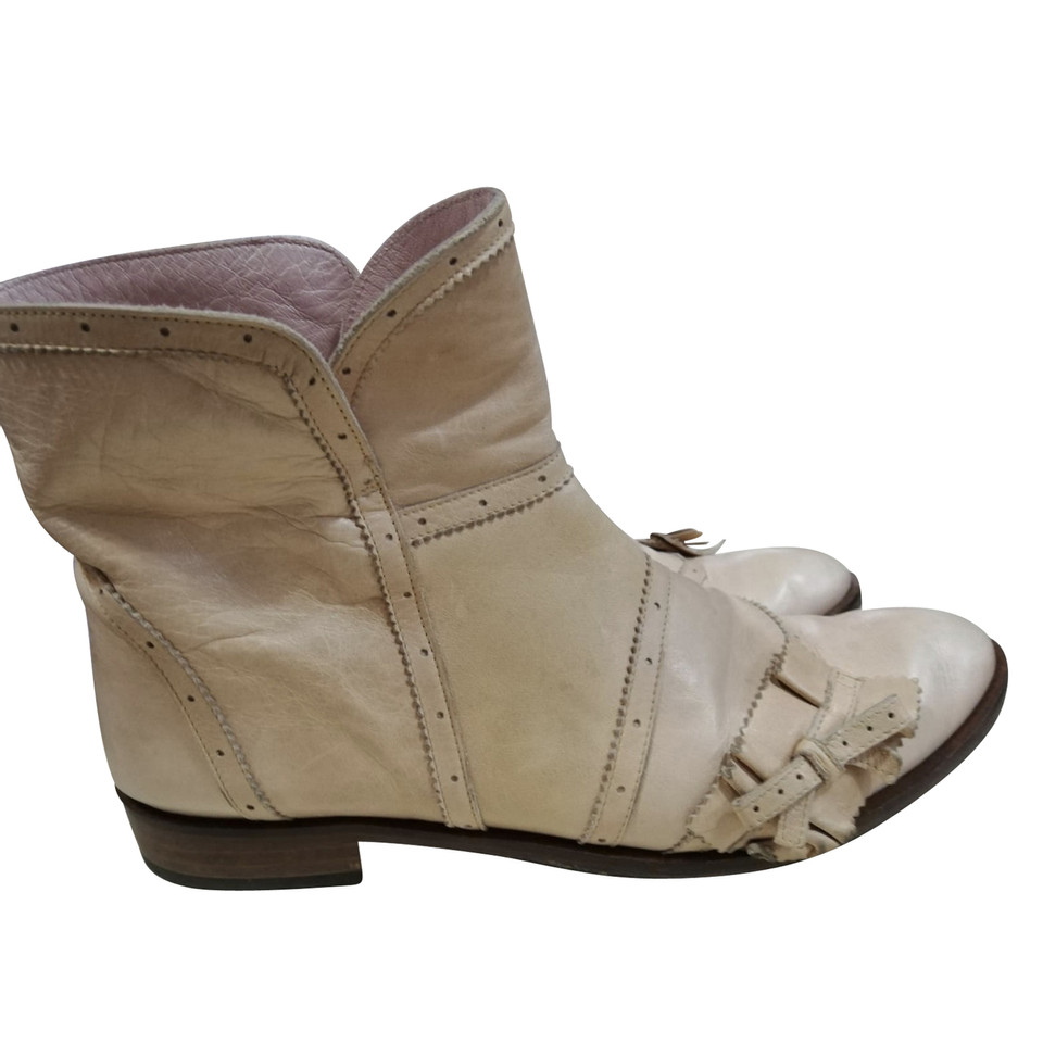 Red (V) Ankle boots Leather in Beige