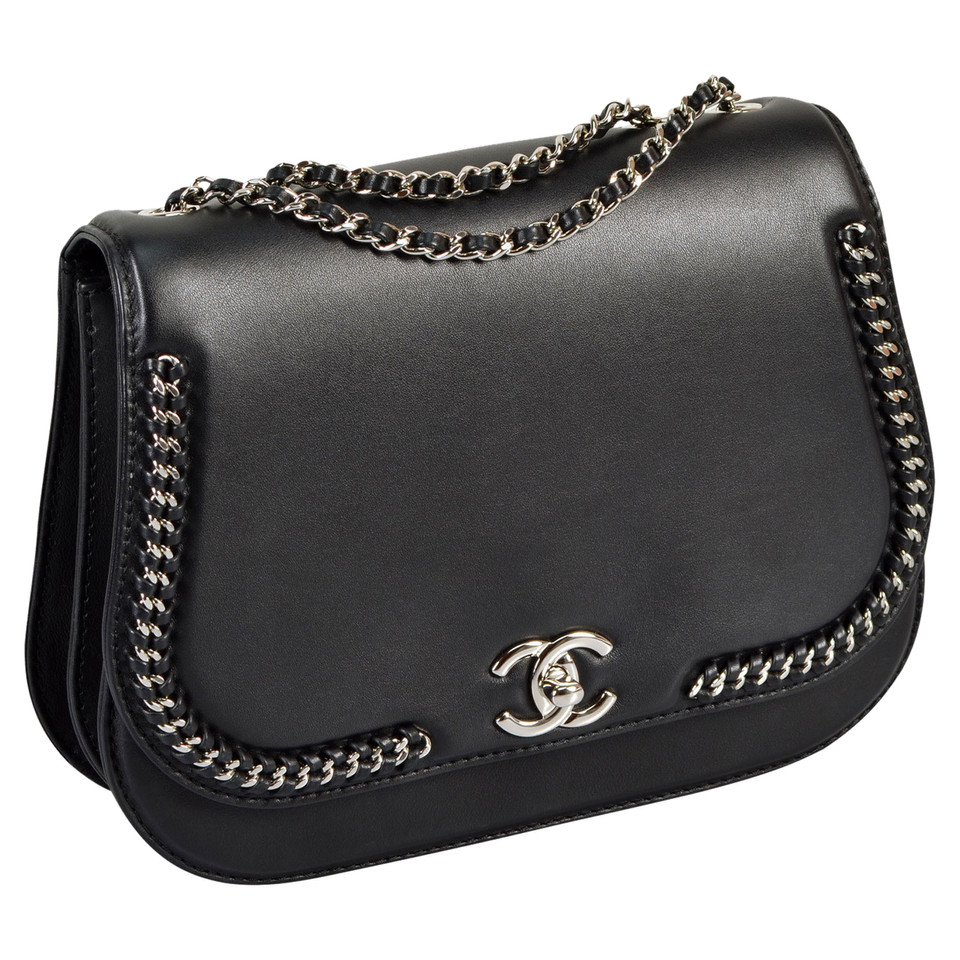 Chanel Braided Chic aus Leder in Schwarz