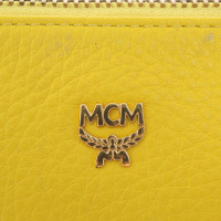 Mcm De zak van schoonheidsmiddelen in het geel