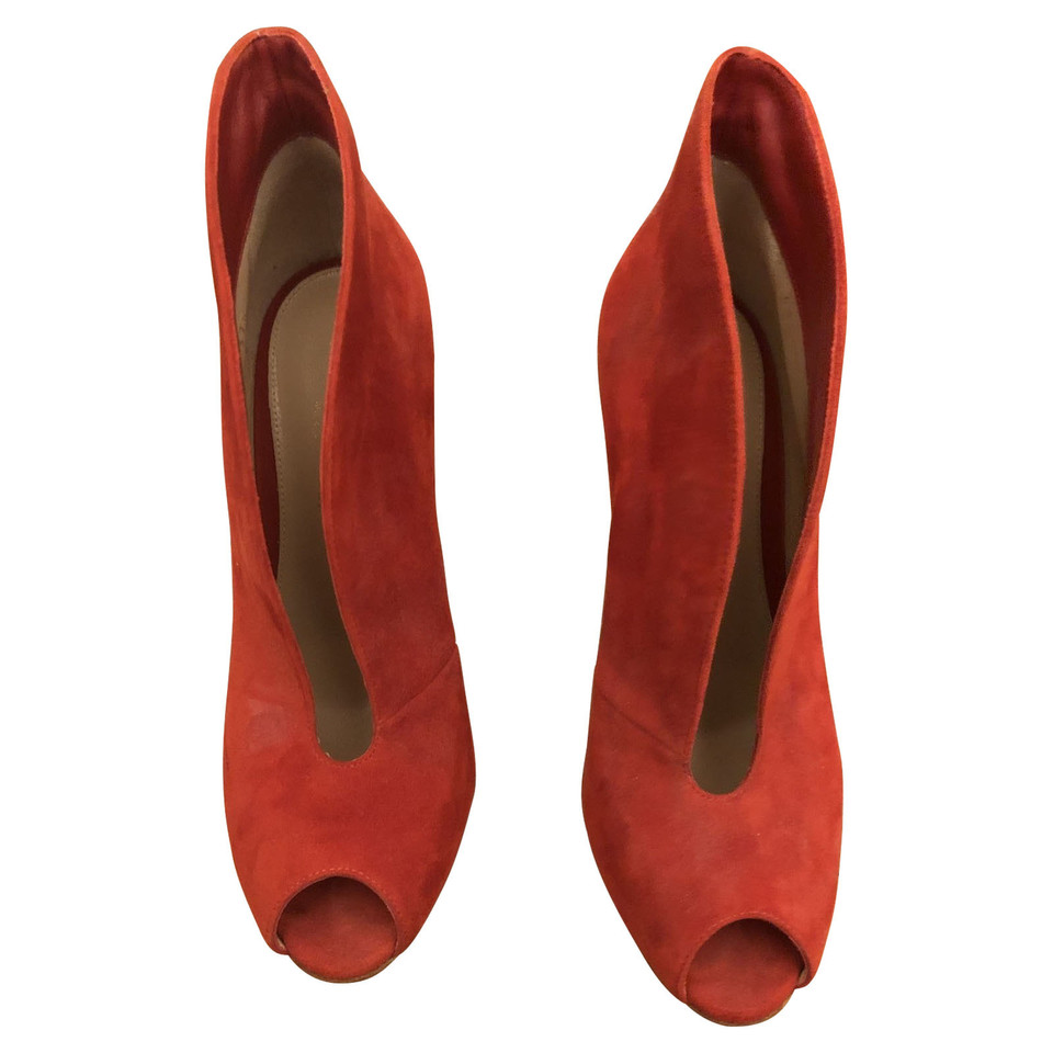 Gianvito Rossi Pumps/Peeptoes in Rot