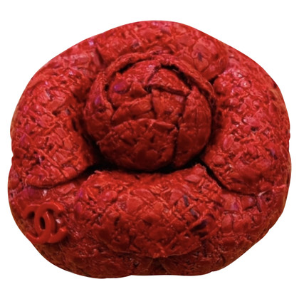 Chanel Broche in Rood