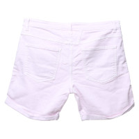 Closed Shorts in Rosa