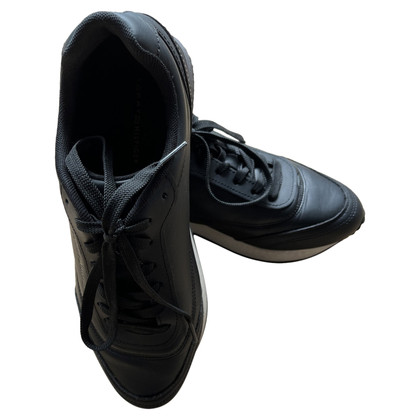 Tommy Hilfiger Chaussures de sport en Cuir en Noir