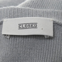Closed Short-sleeved pullover in light blue