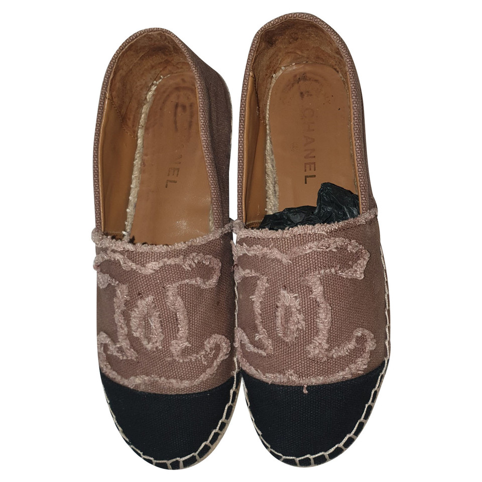 Chanel Slippers/Ballerina's Katoen in Beige