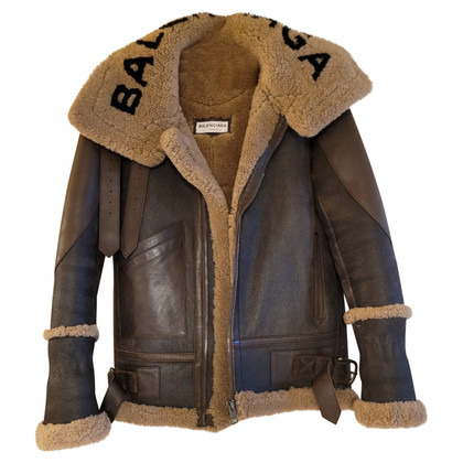 Balenciaga Jacket/Coat Fur in Brown
