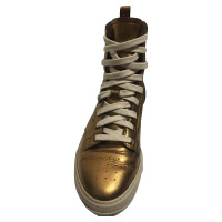 Burberry Sneaker in Pelle in Oro
