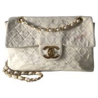 Chanel Timeless Classic aus Canvas in Creme