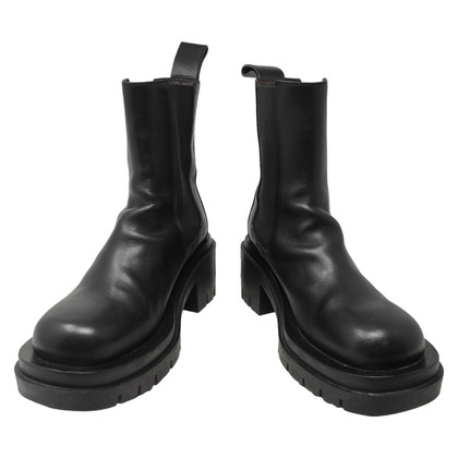 Bottega Veneta Ankle boots Leather in Black
