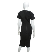 Victoria Beckham Form-fitting dress in black
