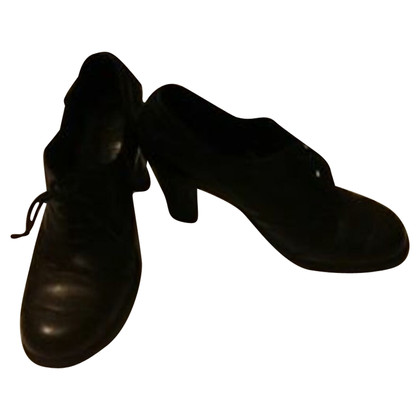 Belstaff Chaussures à lacets en Cuir en Noir