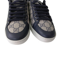 Gucci Sneakers aus Leder in Blau