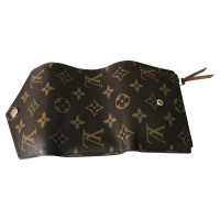 Louis Vuitton Täschchen/Portemonnaie aus Canvas in Braun