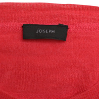 Joseph Pullover in red