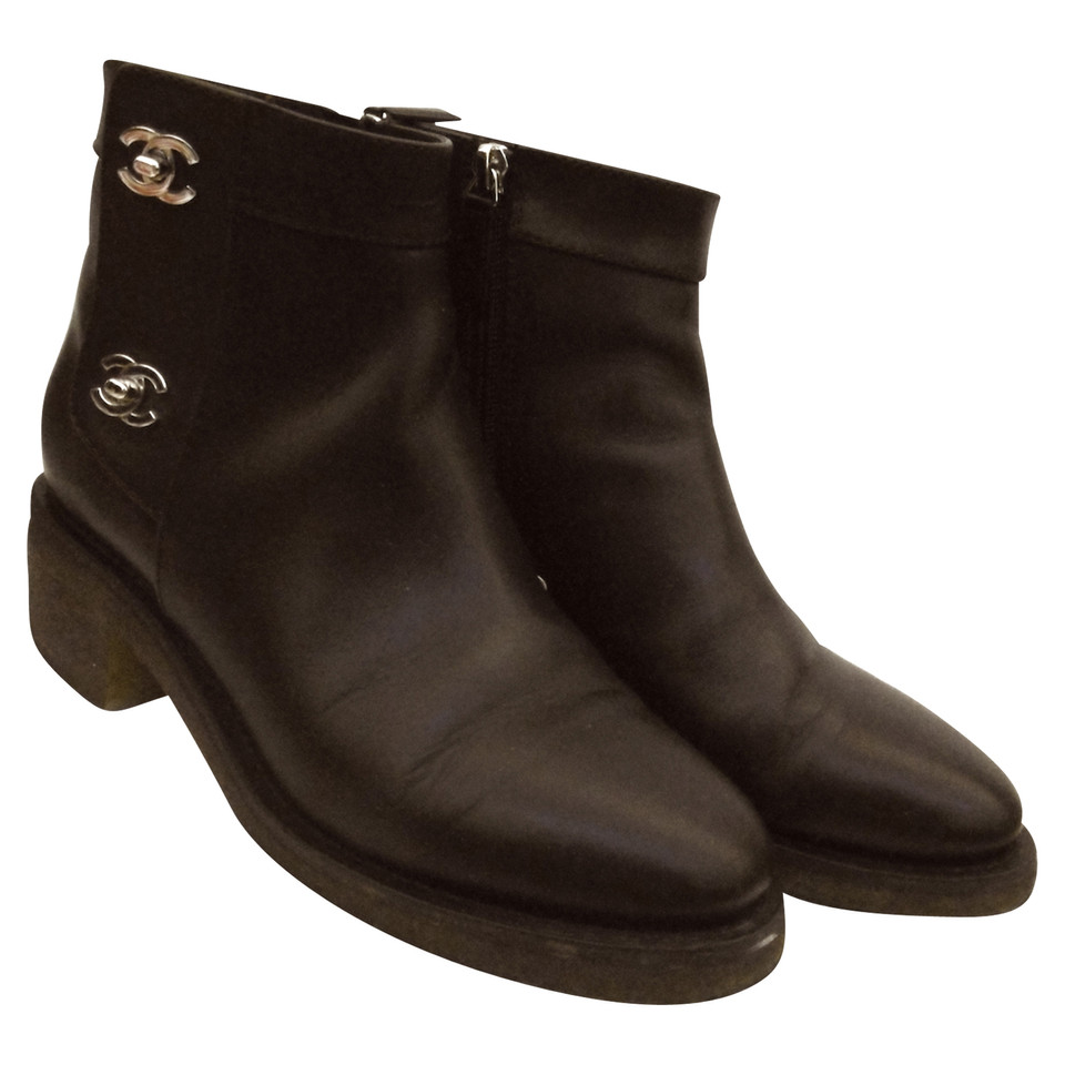 Chanel Bottines en Cuir en Marron