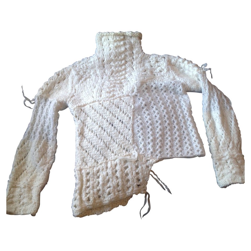 Armani Winter knitting