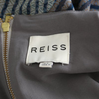 Reiss Vestire con il modello