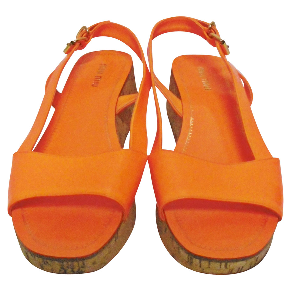 Miu Miu Sandalen in Orange
