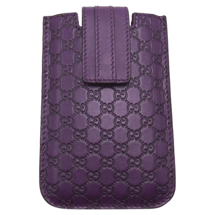 Gucci Accessoire aus Leder in Violett