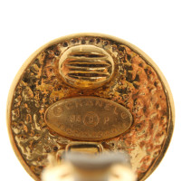 Chanel Clips d'oreille avec logo CC en or