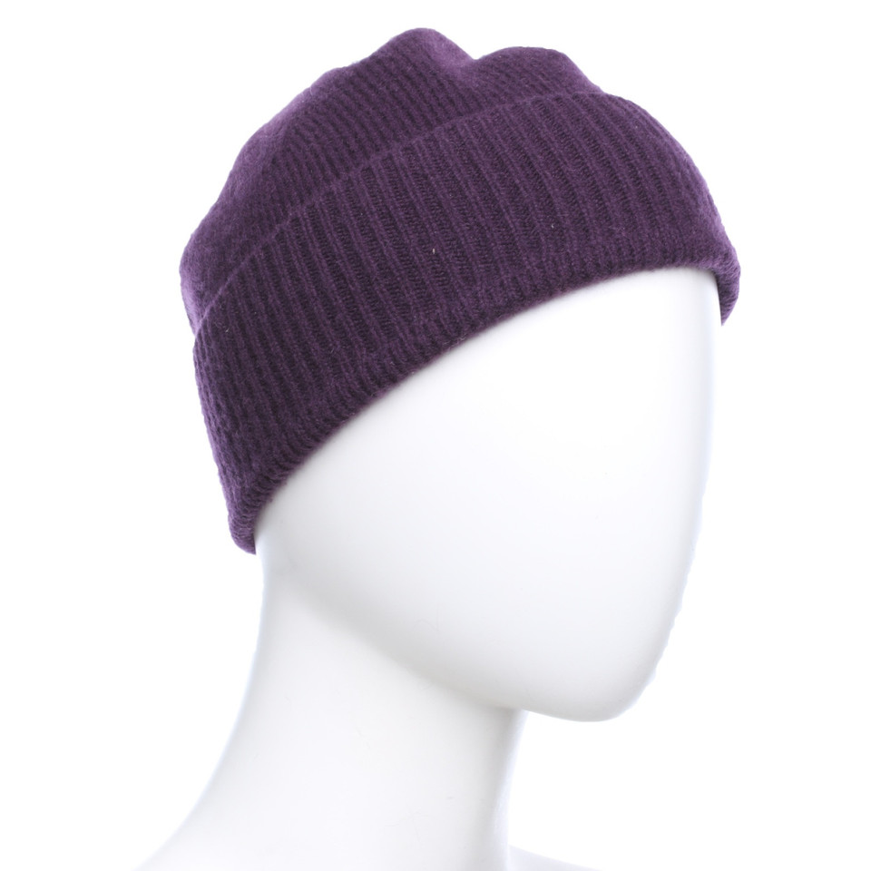 Burberry Hat/Cap Cashmere in Violet