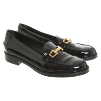 Tod's Slipper/Ballerinas aus Lackleder in Schwarz