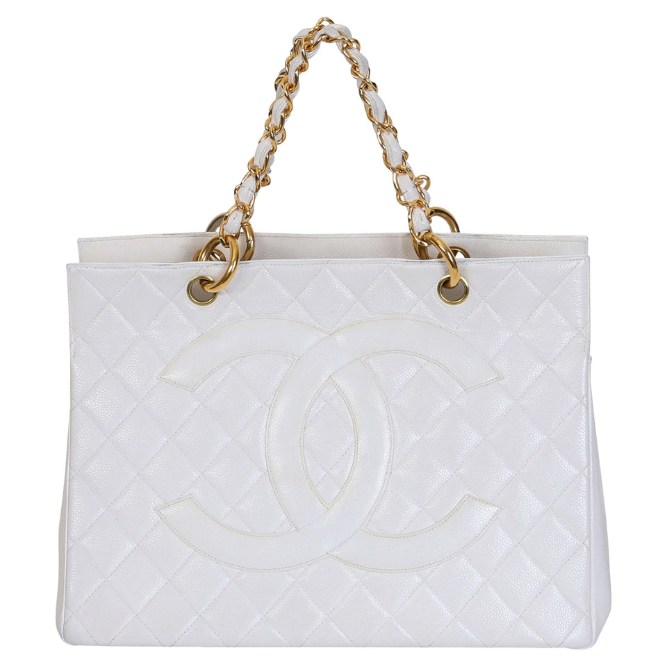 Chanel Vintage Shopper 