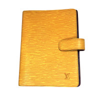 Louis Vuitton "Agenda Fonctionnel MM pelle Epi" in giallo
