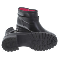 Fendi Boots in black