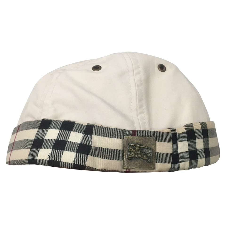 Burberry Cap with pattern
