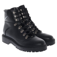 Guess Stiefel in Schwarz