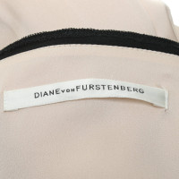Diane Von Furstenberg Robe en Nude