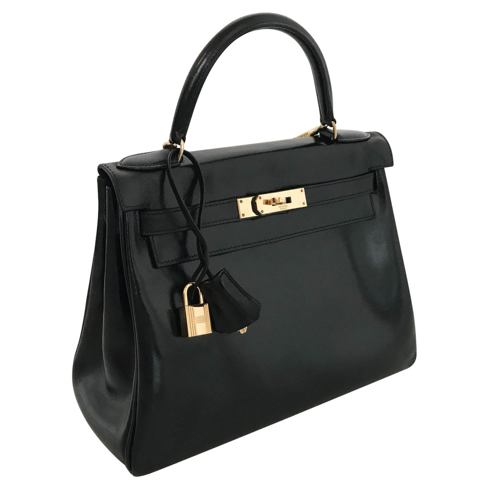 Hermès Kelly Bag 28 aus Leder in Schwarz