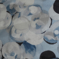 Armani jupe 4-panneau en bleu clair / blanc