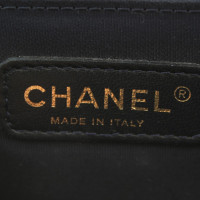 Chanel Boy New Medium aus Leder in Blau