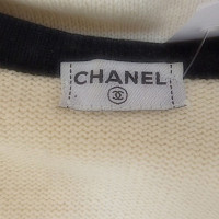 Chanel Cardigan avec bordure